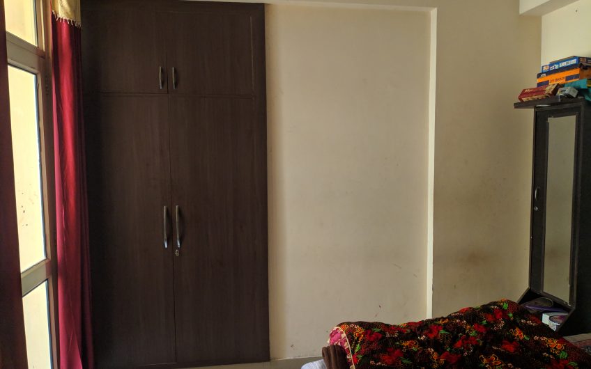 3 BHK Semi Furnished flat for Sale in Supertech Ecovillage 1.