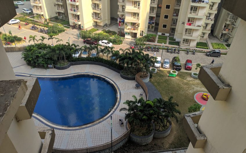 3 BHK Semi Furnished flat for Sale in Supertech Ecovillage 1.